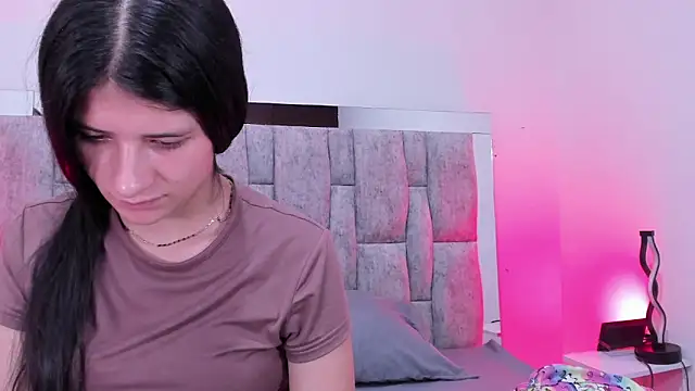 ZafiraNavarro online show from 31, 1, 2026