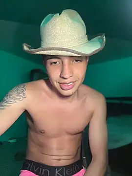 Snapshot of pabonsitoo chatting on 2, 12, 2025 pabonsitoo online show from 2, 12, 2025