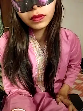 Cute Girl 27 online show from 15, 2, 2026