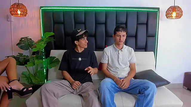 Crazy porkys online show from 16, 12, 2025