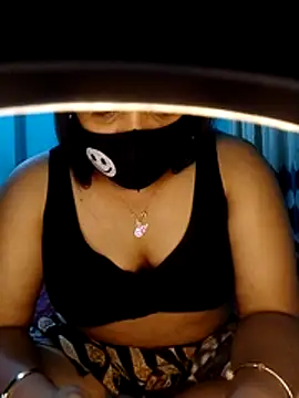 priya2098 online show from 15, 7, 2026