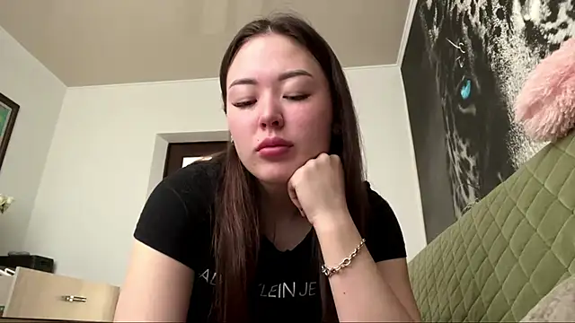 CurietHana1 online show from 21, 12, 2025