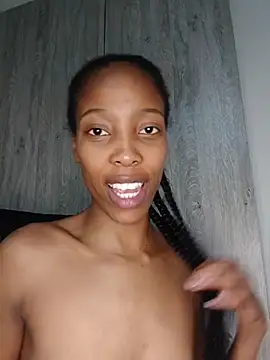 MsParisSmith online show from 14, 4, 2026