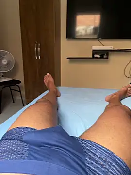 Reenanx online show from 1, 12, 2025