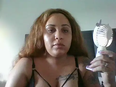 Snapshot of NikkiBoo90 chatting on 30, 11, 2025 NikkiBoo90 online show from 30, 11, 2025