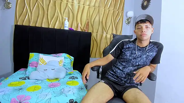 shy guy18 online show from 28, 11, 2025