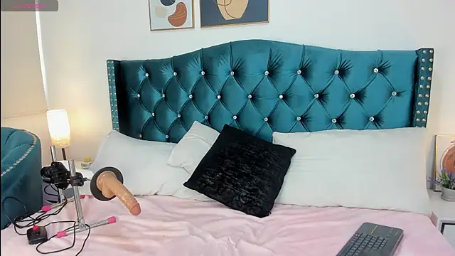 Valery jame online show from 12, 1, 2026