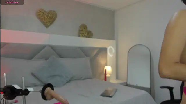 Valery jame online show from 5, 2, 2026