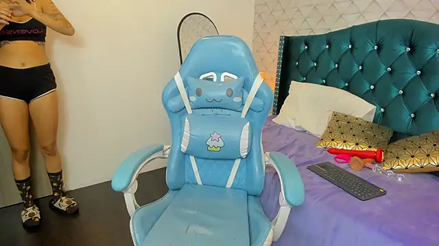 Valery jame online show from 28, 3, 2026