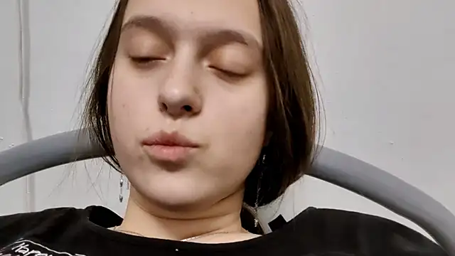 SophieHazely online show from 11, 1, 2026