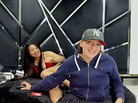 Alyssa Noah online show from 2, 12, 2025