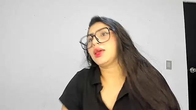 Snapshot of ROUS_SWEET_ chatting on 22, 12, 2025 ROUS SWEET online show from 22, 12, 2025