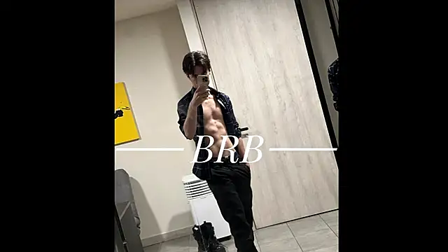 Snapshot of SaccharineSin chatting on 27, 11, 2025 SaccharineSin online show from 27, 11, 2025