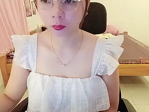 BabyDoll1999 online show from 19, 5, 2026