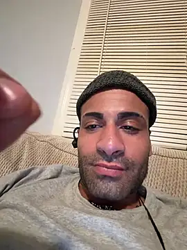 Chrisd3195 online show from 19, 4, 2026