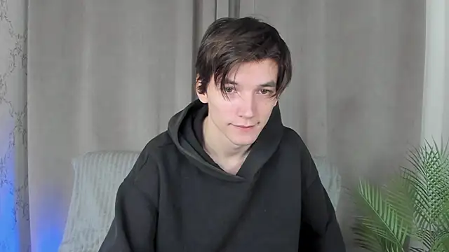 Snapshot of Collin_Carp chatting on 3, 12, 2025 Collin Carp online show from 3, 12, 2025