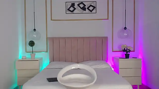 Snapshot of IsabellaCherryX chatting on 30, 11, 2025 IsabellaCherryX online show from 30, 11, 2025