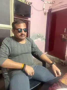 Snapshot of Saxymood1111 chatting on 29, 11, 2025 Saxymood1111 online show from 29, 11, 2025