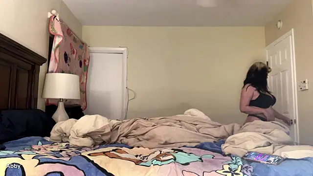 Ithinkitsabby online show from 9, 2, 2026