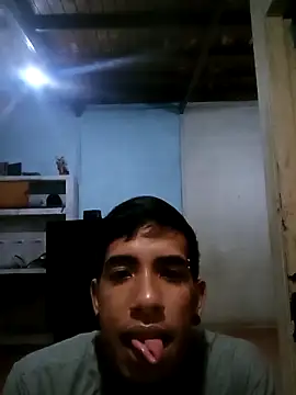 Snapshot of goofy_22cm chatting on 28, 11, 2025 goofy 22cm online show from 28, 11, 2025