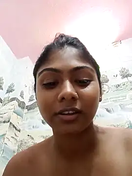 Cute diya023 online show from 17, 4, 2026