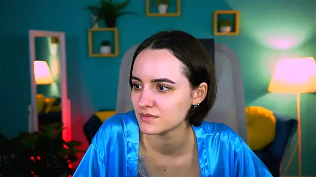 KateWillows online show from 15, 2, 2026