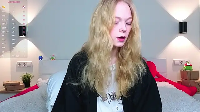 GhisllaineWestler online show from 15, 2, 2026