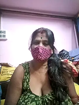 Snapshot of me-pari-hu chatting on 4, 2, 2026 me-pari-hu online show from 4, 2, 2026