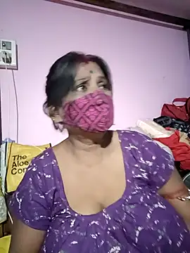 Snapshot of me-pari-hu chatting on 8, 2, 2026 me-pari-hu online show from 8, 2, 2026