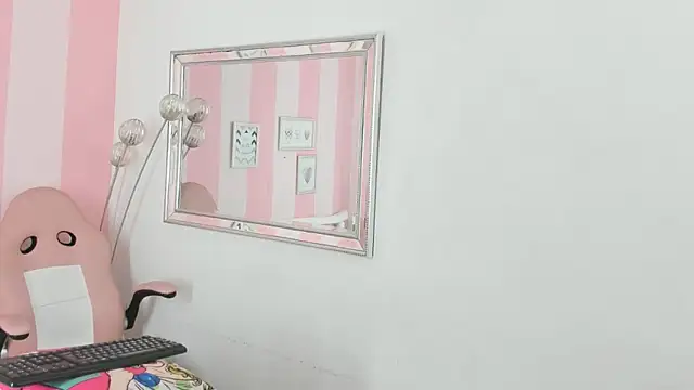 Amaia Monroe online show from 8, 2, 2026