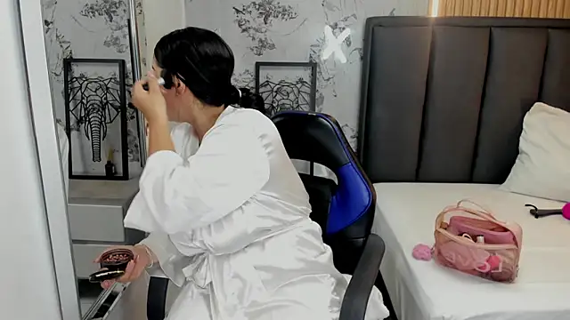 Snapshot of VIOLETTA_ROSS1 chatting on 21, 4, 2026 VIOLETTA ROSS1 online show from 21, 4, 2026
