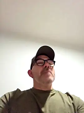 Aresal84 online show from 2, 12, 2025