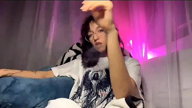 Raylli Jorden online show from 1, 12, 2025