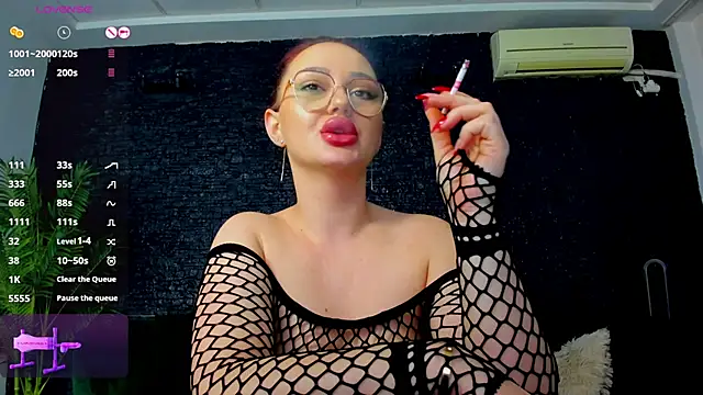 Cherry Charmxxx online show from 2, 12, 2025