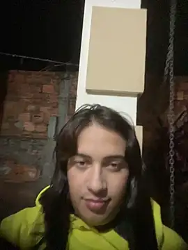 Snapshot of larysinha chatting on 3, 5, 2026 larysinha online show from 3, 5, 2026