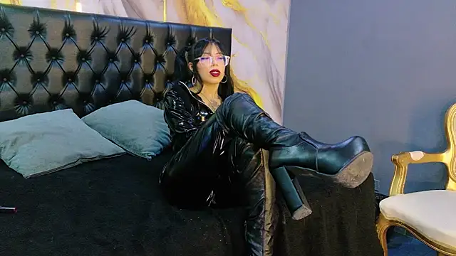 MilaDeRoux online show from 1, 4, 2026