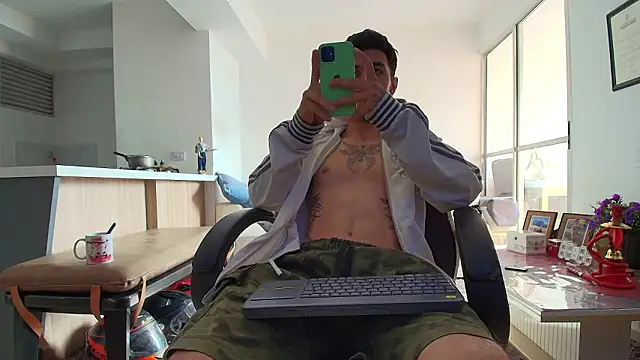 Snapshot of liorvante chatting on 10, 2, 2026 liorvante online show from 10, 2, 2026