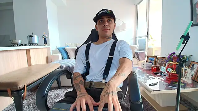 Snapshot of liorvante chatting on 16, 2, 2026 liorvante online show from 16, 2, 2026