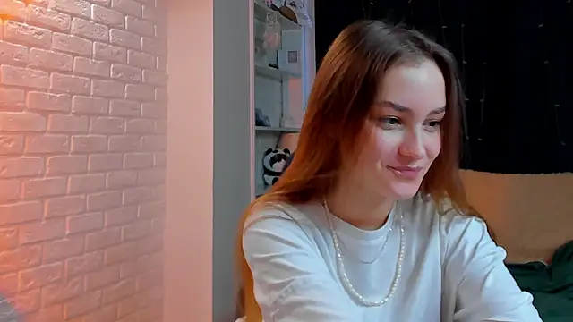 Snapshot of LouiseFlower_ chatting on 30, 11, 2025 LouiseFlower online show from 30, 11, 2025