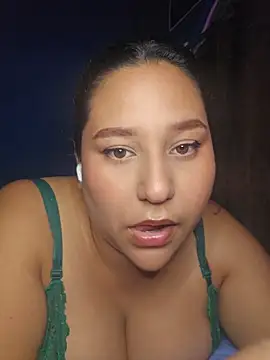 Kittysweet2001 online show from 1, 4, 2026