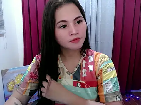 pinay lover143 online show from 26, 5, 2026