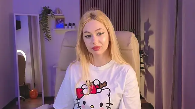 Snapshot of _K1sa_ chatting on 30, 11, 2025 K1sa online show from 30, 11, 2025