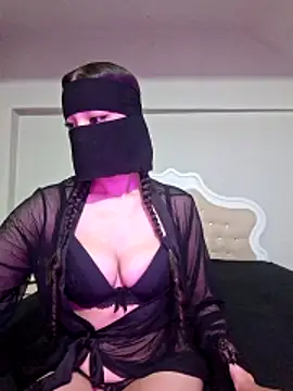 deva-sexy online show from 8, 6, 2026