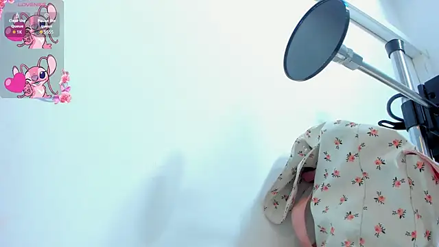 Miia cute18 online show from 19, 4, 2026