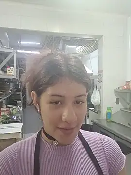 Snapshot of dakota021 chatting on 5, 3, 2026 dakota021 online show from 5, 3, 2026