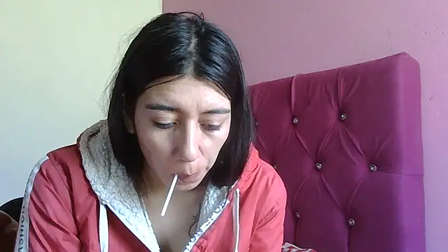 TaylorLove- online show from 14, 12, 2025