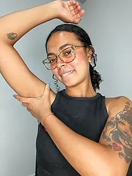   VioletaHeaven   online show from 4, 3, 2026