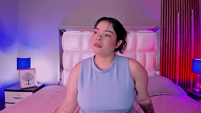 xCharlotte 20 online show from 18, 2, 2026