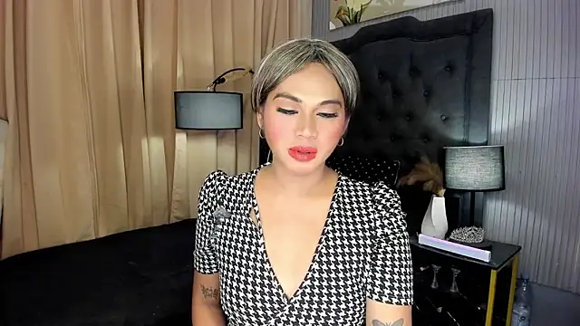 asianhugecockjulia online show from 16, 3, 2026