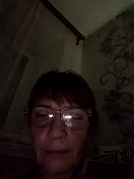 Snapshot of MichelleLove48 chatting on 30, 11, 2025 MichelleLove48 online show from 30, 11, 2025